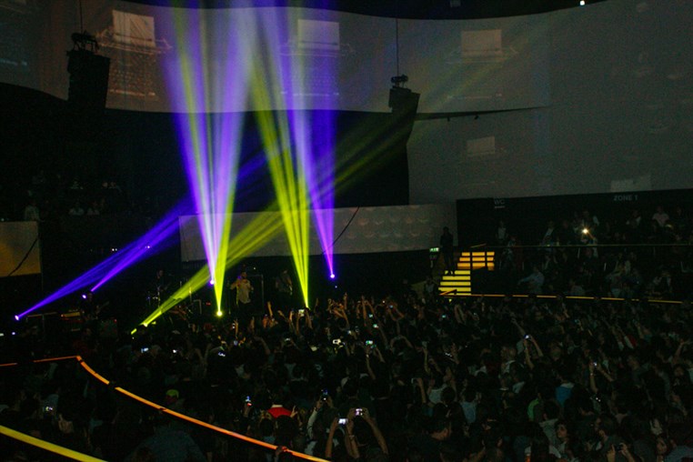Mashrou Leila at O1NE Beirut